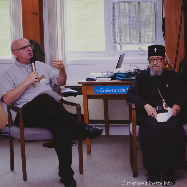 Mgr Louis Corriveau et Mgr Cyrille Bradette